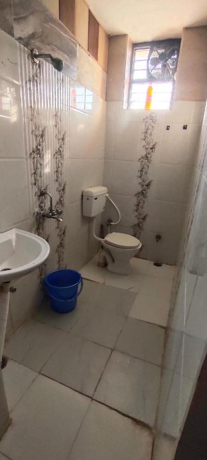 Apartamento Radha Madhav Vrindāvan Exterior foto